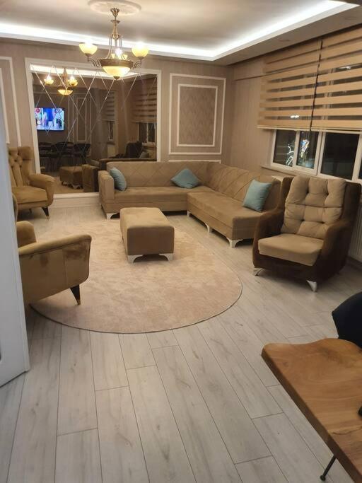 Appartamento Muekemmel Konumda Luex Family Concept Daire Sivas Esterno foto